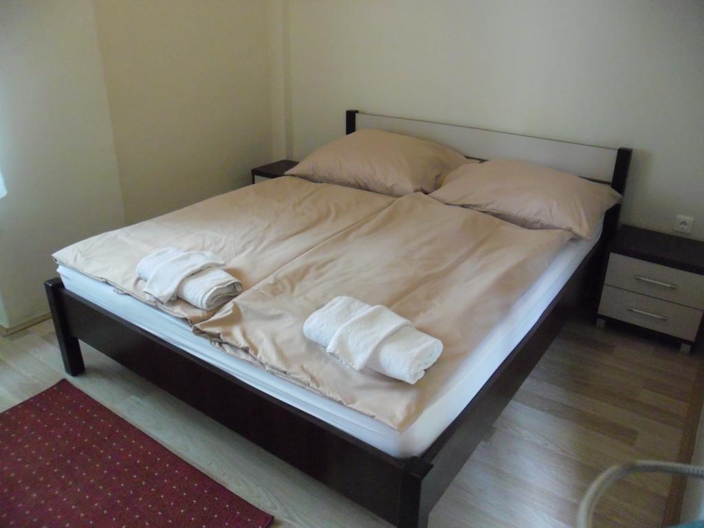Balatonföldvár Hotel Family الغرفة الصورة